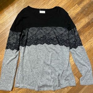 Lot of Maurice’s top size medium. 7 shirts, all like new.